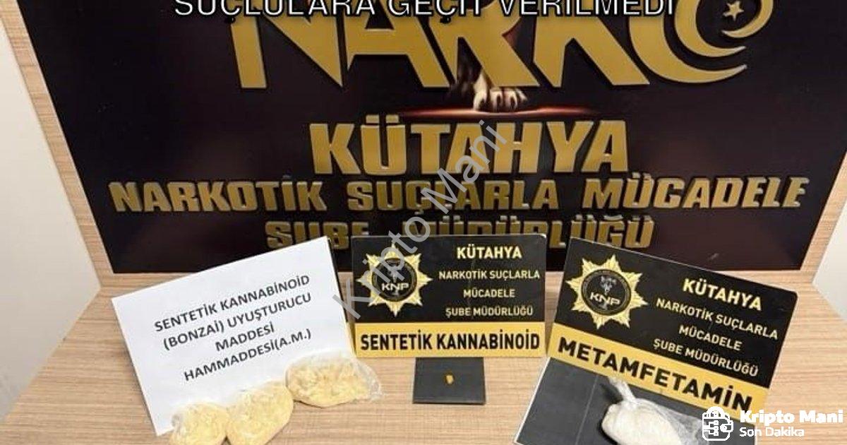 "Kütahya Emniyeti'nden Dev Operasyon: Suçlulara Geçit Verilmedi" başlıklı haber için fotorealistik,
